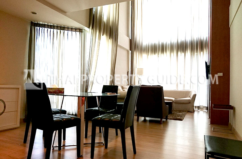 Condominium in Ploenchit 