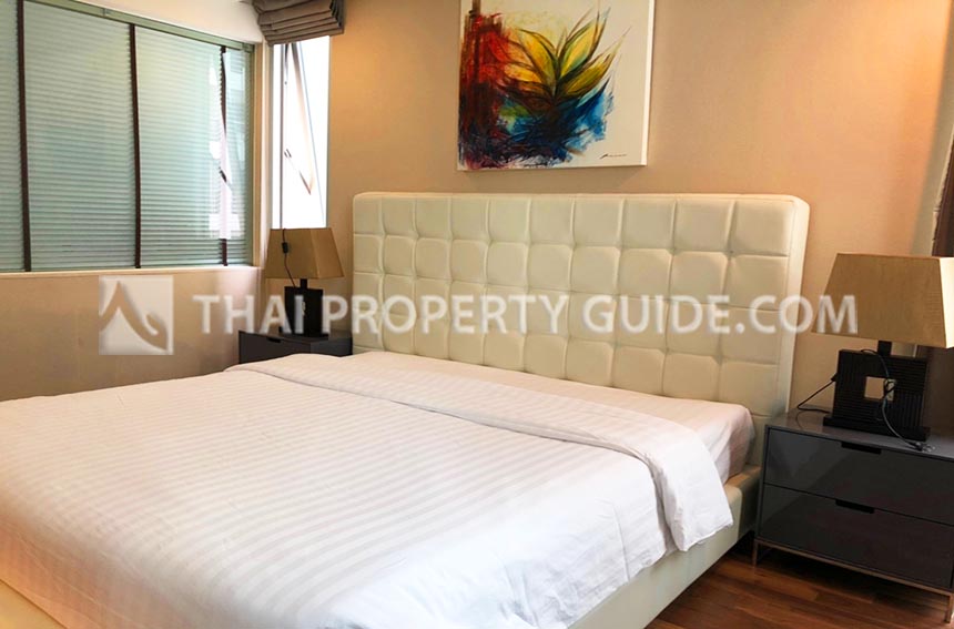 Condominium in Ploenchit 