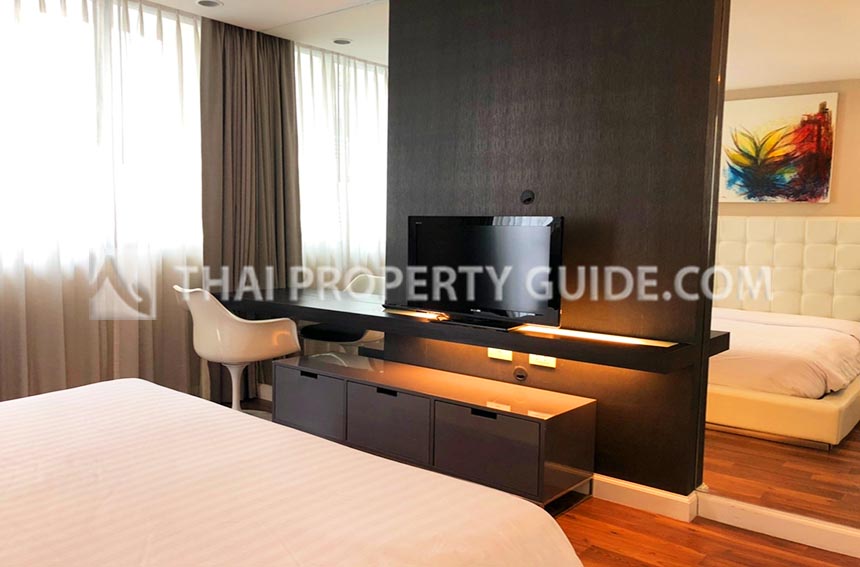 Condominium in Ploenchit 