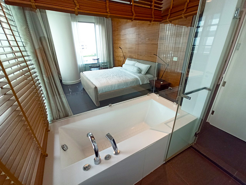 Condominium in Ploenchit 