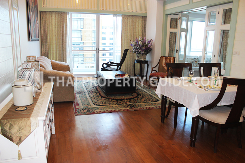 Condominium in Ploenchit 