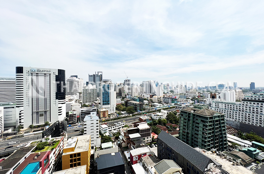 Condominium in Ploenchit : Athenee Residence 