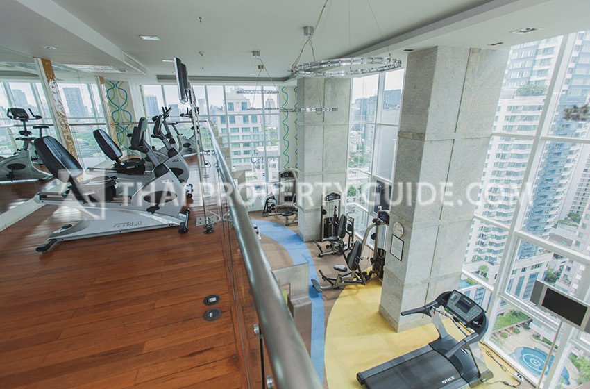 Condominium in Ploenchit 