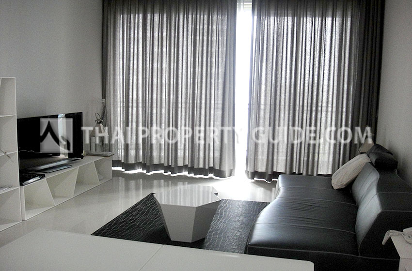 Condominium in Ploenchit
