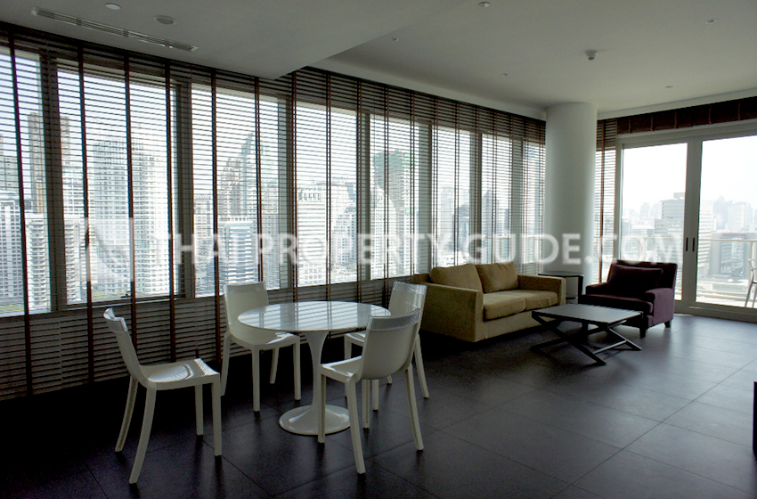 Condominium in Ploenchit