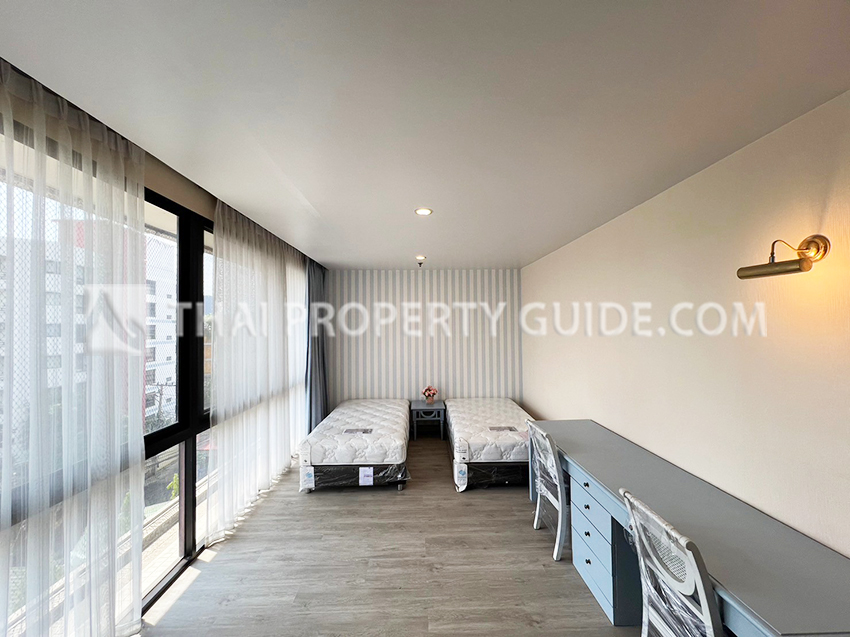 Condominium in Ploenchit 
