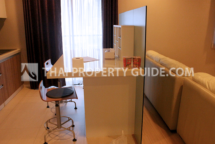 Condominium in Ploenchit 