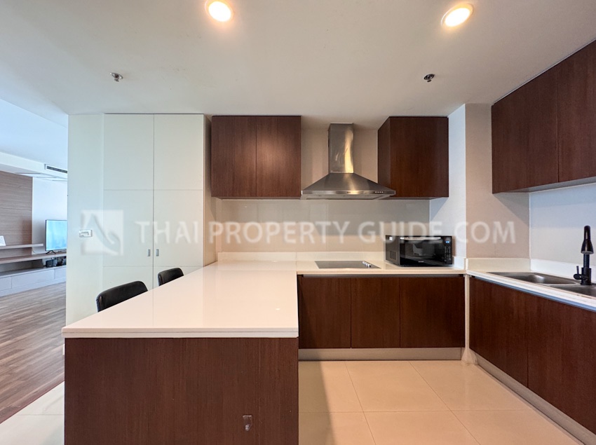 Condominium in Ploenchit 
