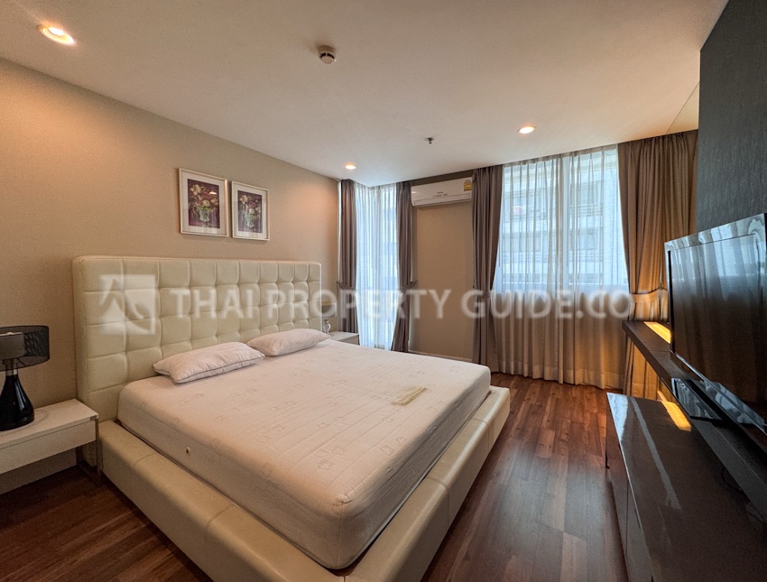 Condominium in Ploenchit 