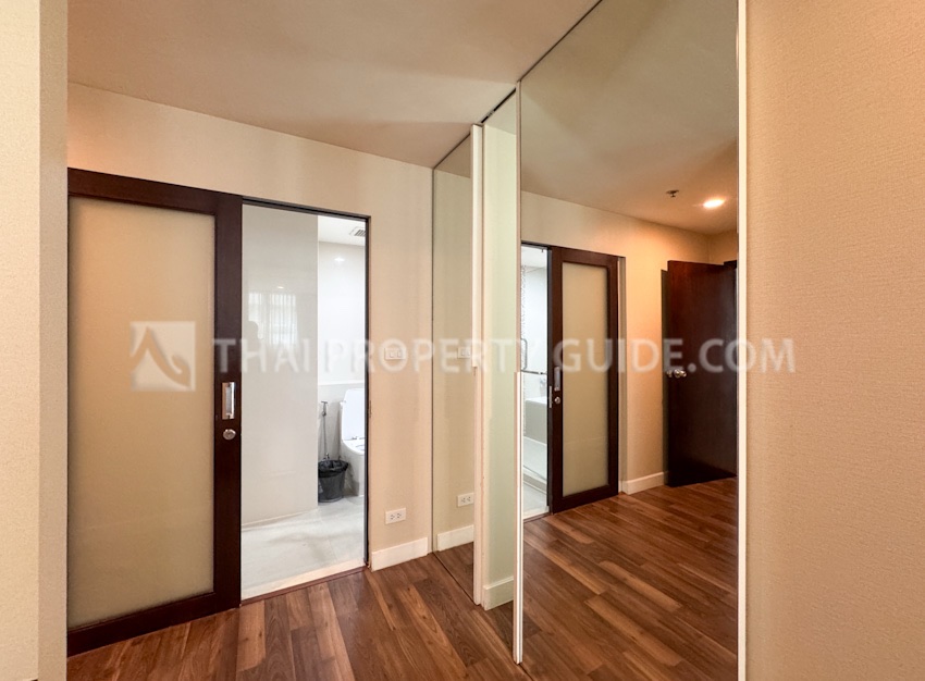 Condominium in Ploenchit 