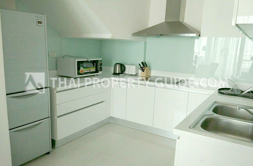Condominium in Ploenchit 