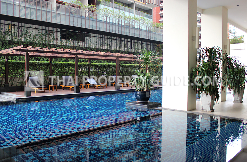 Condominium in Ploenchit 