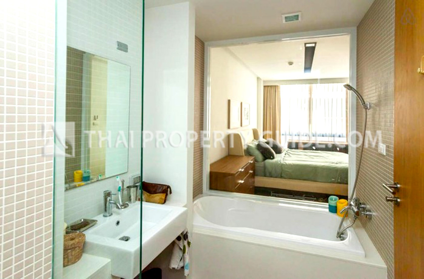 Condominium in Ploenchit 