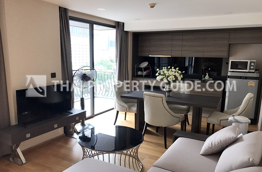Condominium in Ploenchit