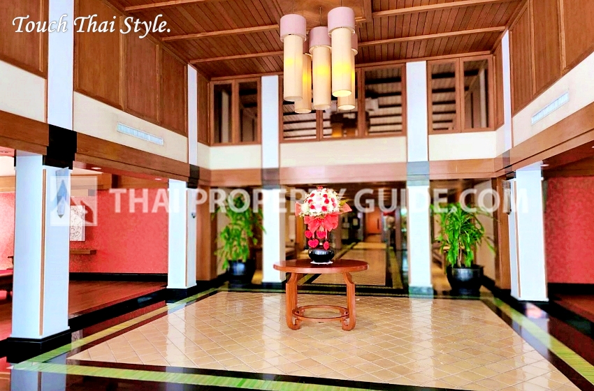 Condominium in Ploenchit 
