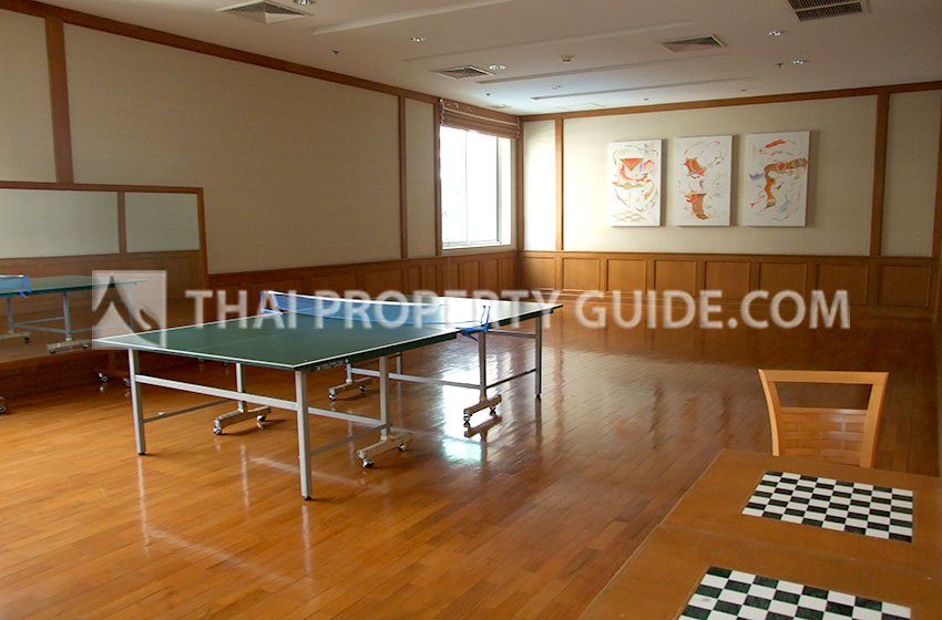 Condominium in Ploenchit 