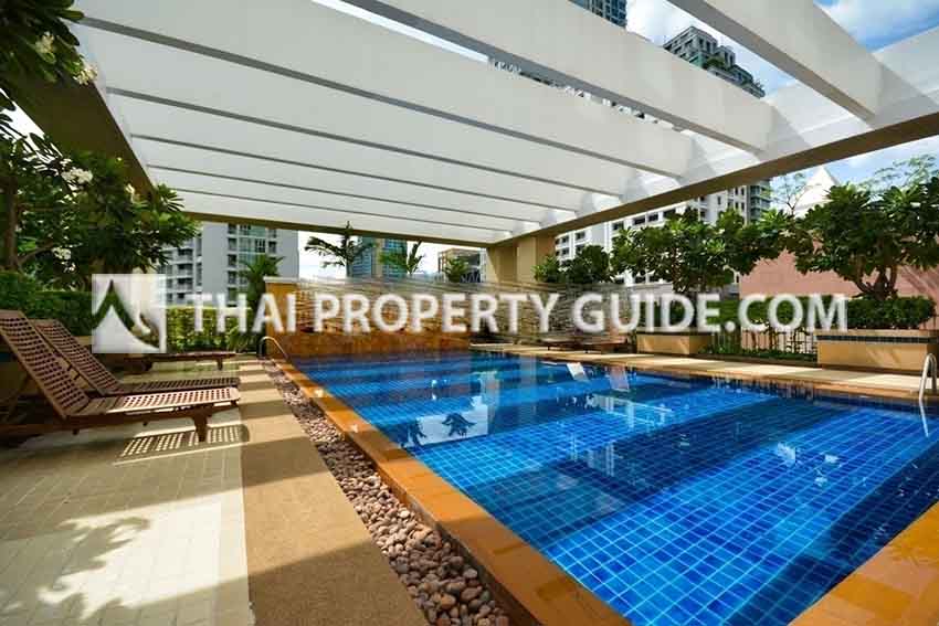 Condominium in Ploenchit 