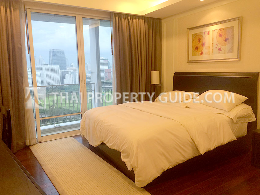 Condominium in Ploenchit 