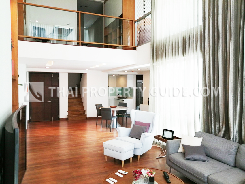 Condominium in Ploenchit 