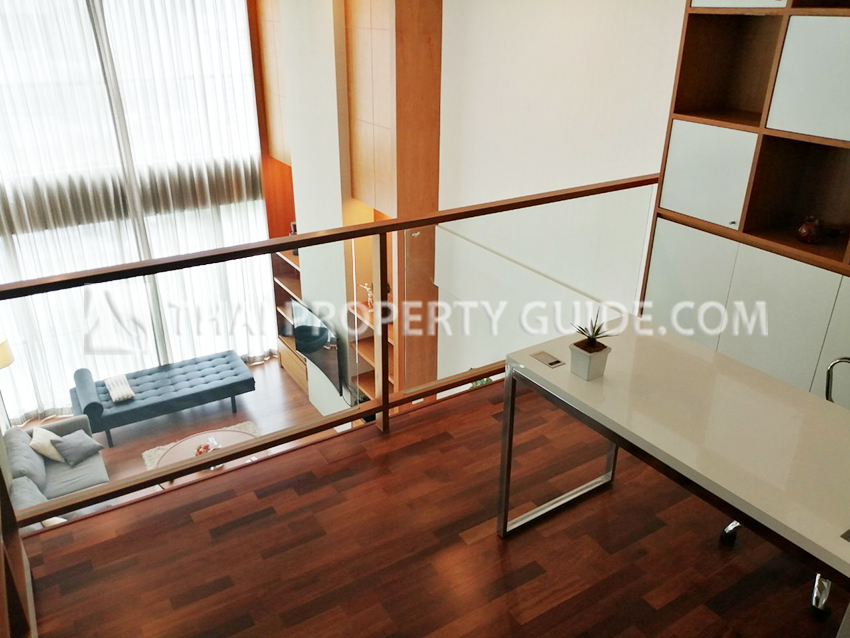 Condominium in Ploenchit 
