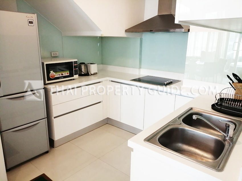 Condominium in Ploenchit 