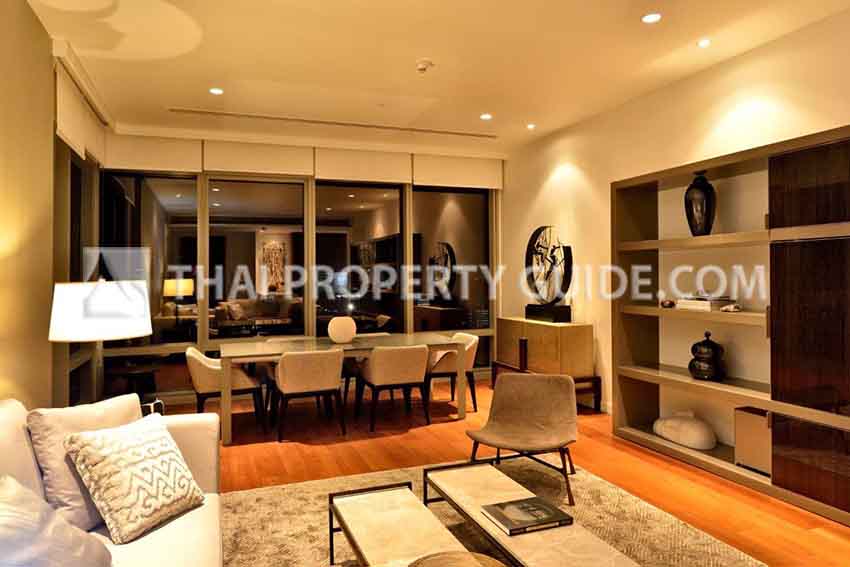 Condominium in Ploenchit 