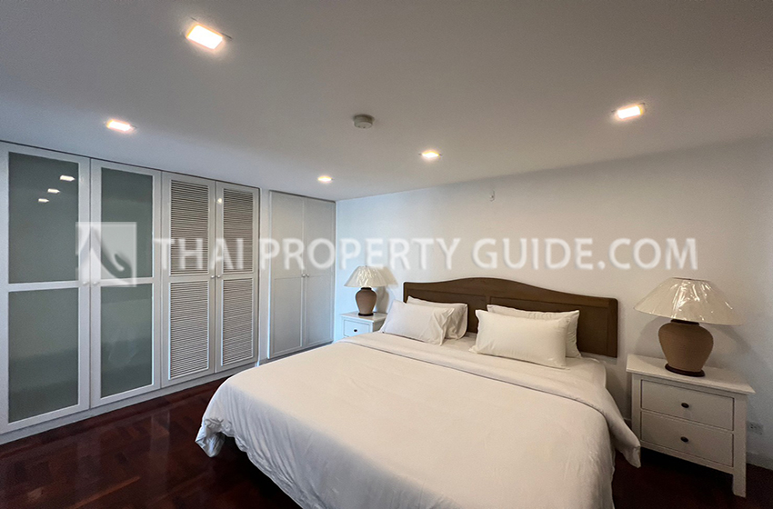 Condominium in Ploenchit 