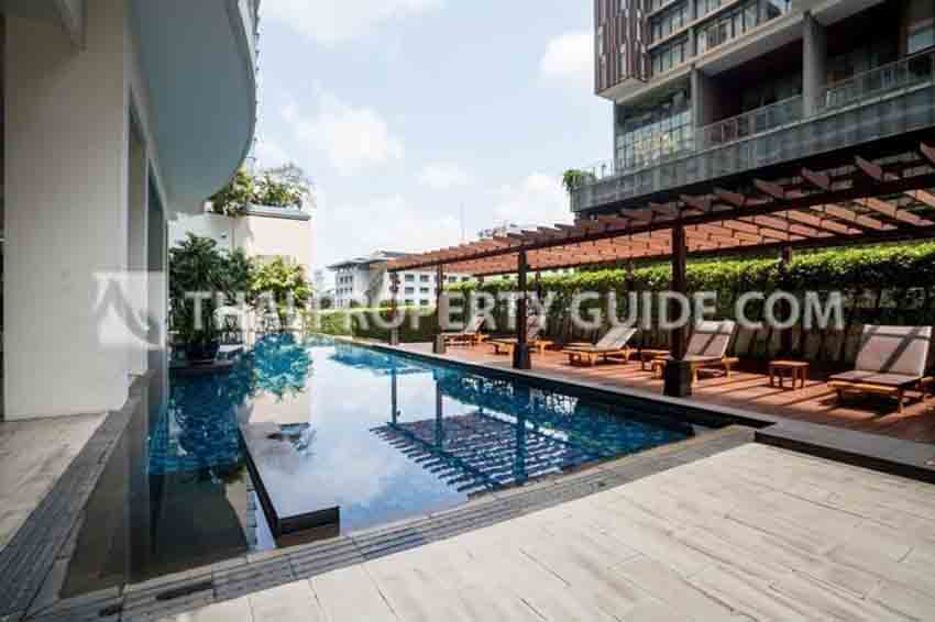 Condominium in Ploenchit 