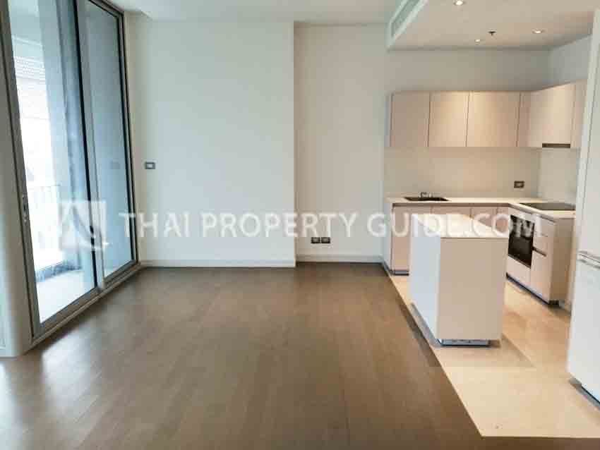 House with Shared Pool for rent in Bangnatrad