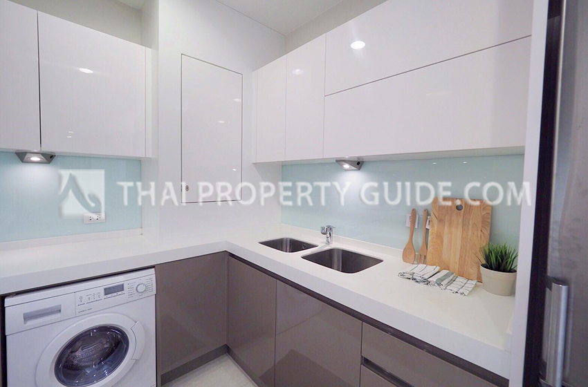 Condominium in Ploenchit 