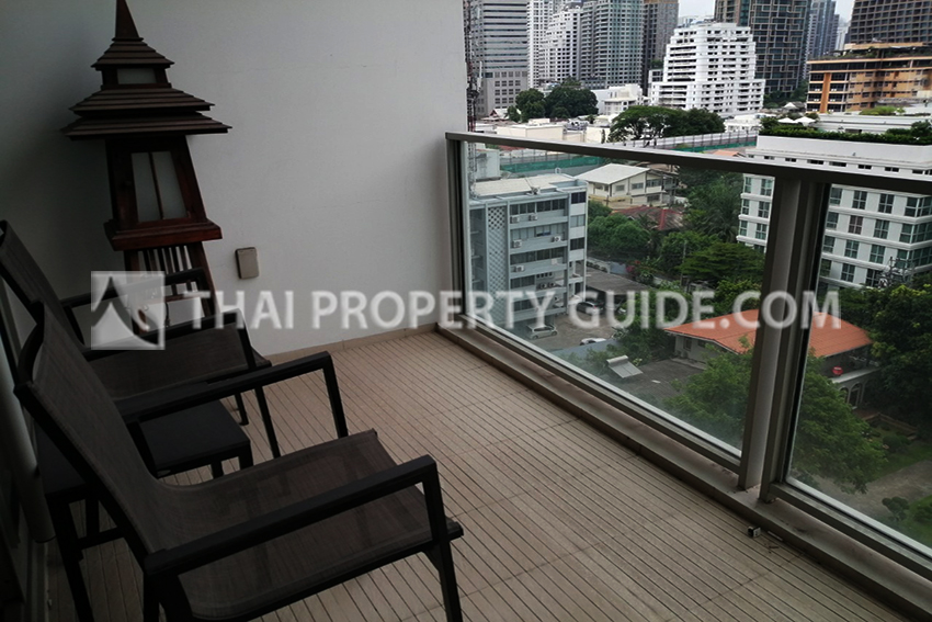 Condominium in Ploenchit 