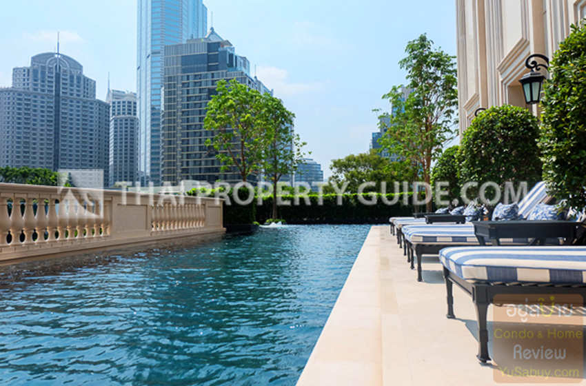 Condominium in Ploenchit 