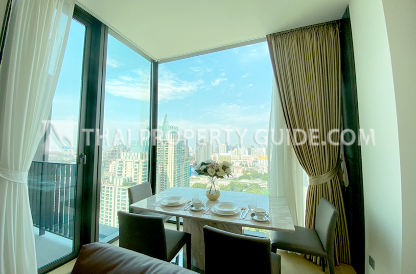 Condominium in Ploenchit 