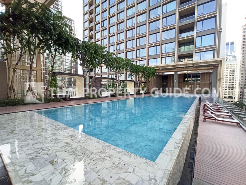 Condominium in Ploenchit 