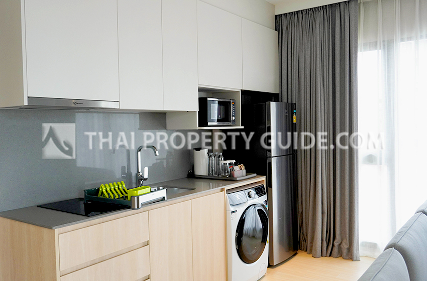 Condominium in Ploenchit 