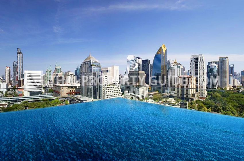 Condominium in Ploenchit 