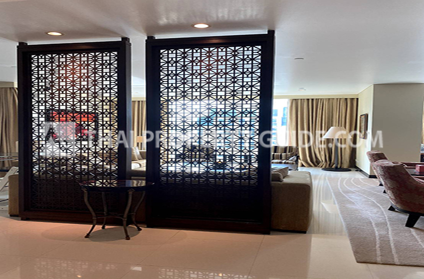 Condominium in Ploenchit 