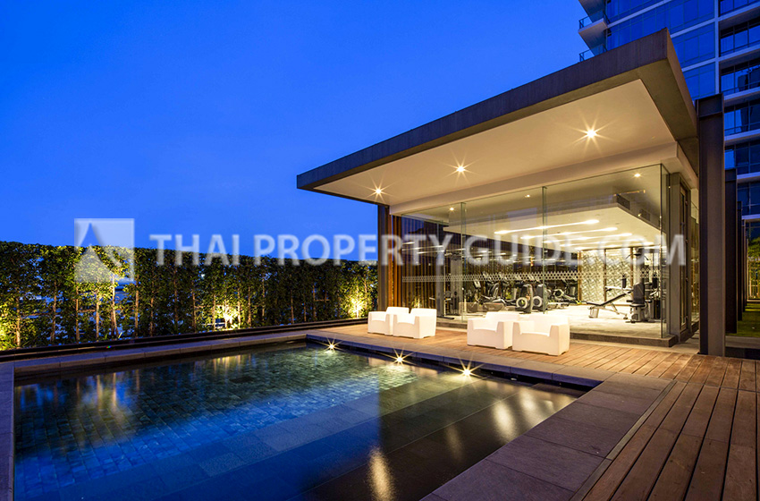 Condominium in Ploenchit 