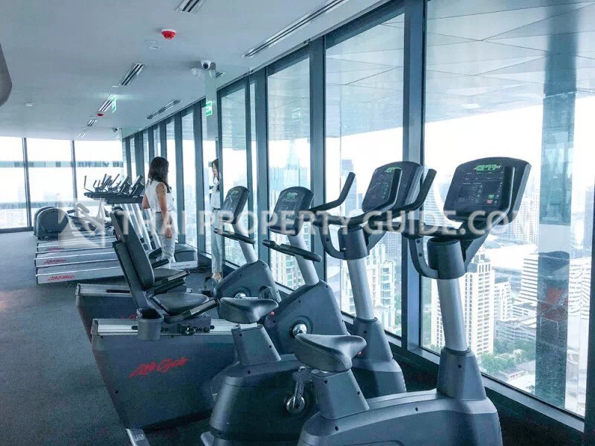 Condominium in Ploenchit 