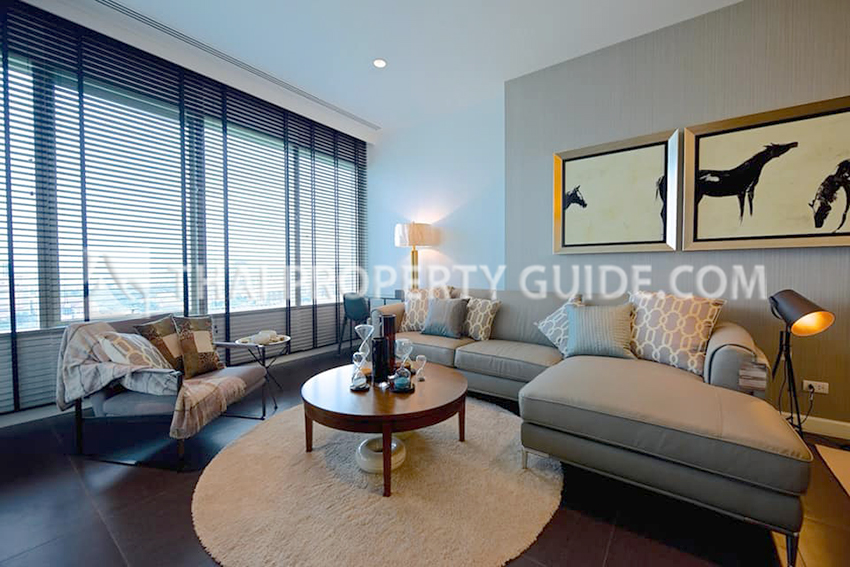 Condominium in Ploenchit