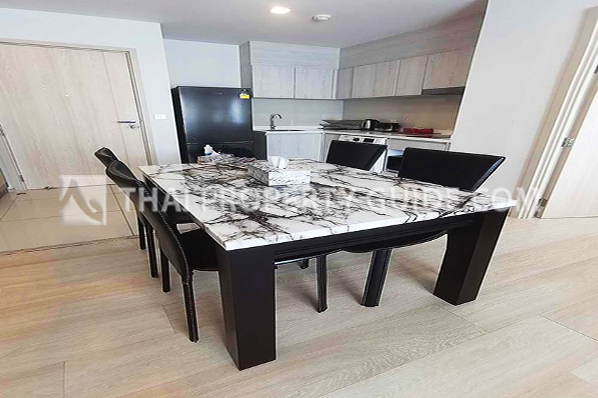 Condominium in Ploenchit 