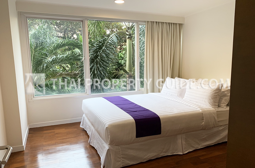 Condominium in Ploenchit 