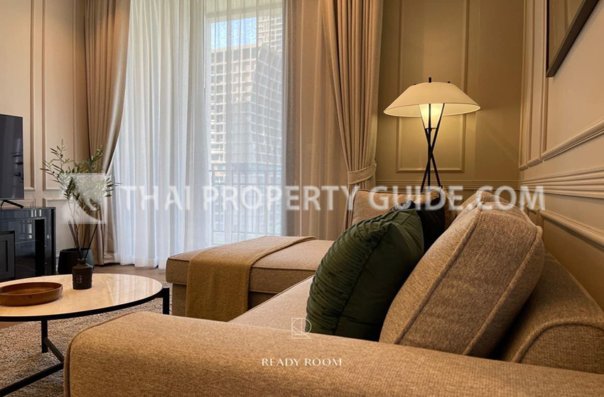 Condominium in Ploenchit 