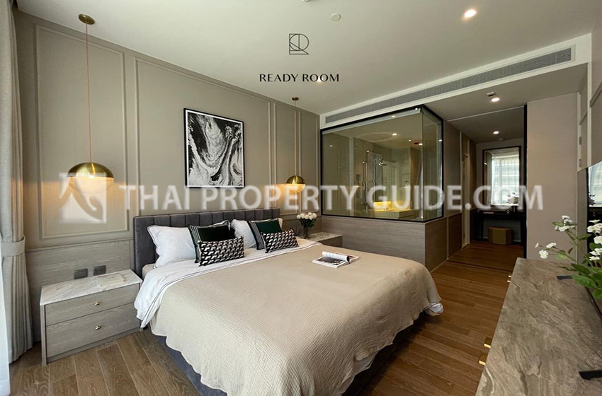 Condominium in Ploenchit 