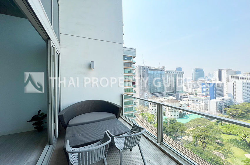 Condominium in Ploenchit 