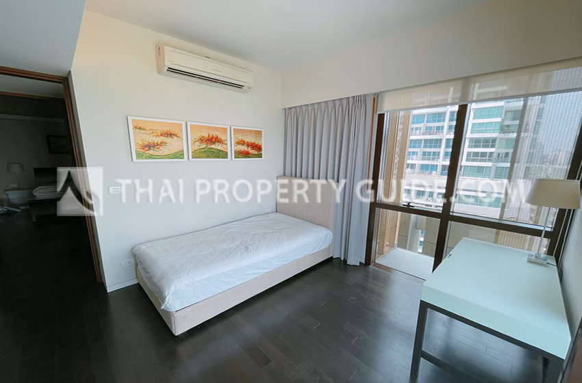 Condominium in Ploenchit : Hansar Rajdamri 