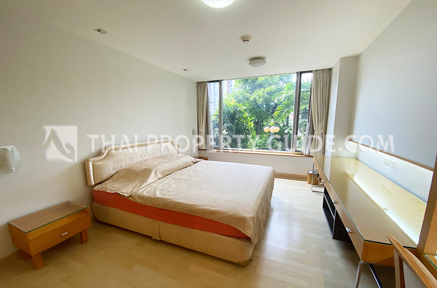 Condominium in Ploenchit 