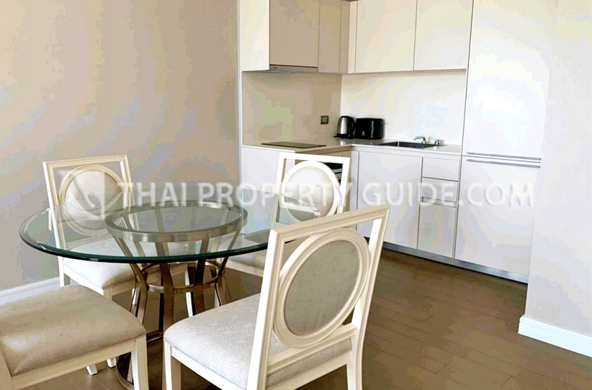 Condominium in Ploenchit : Magnolias Ratchadamri 