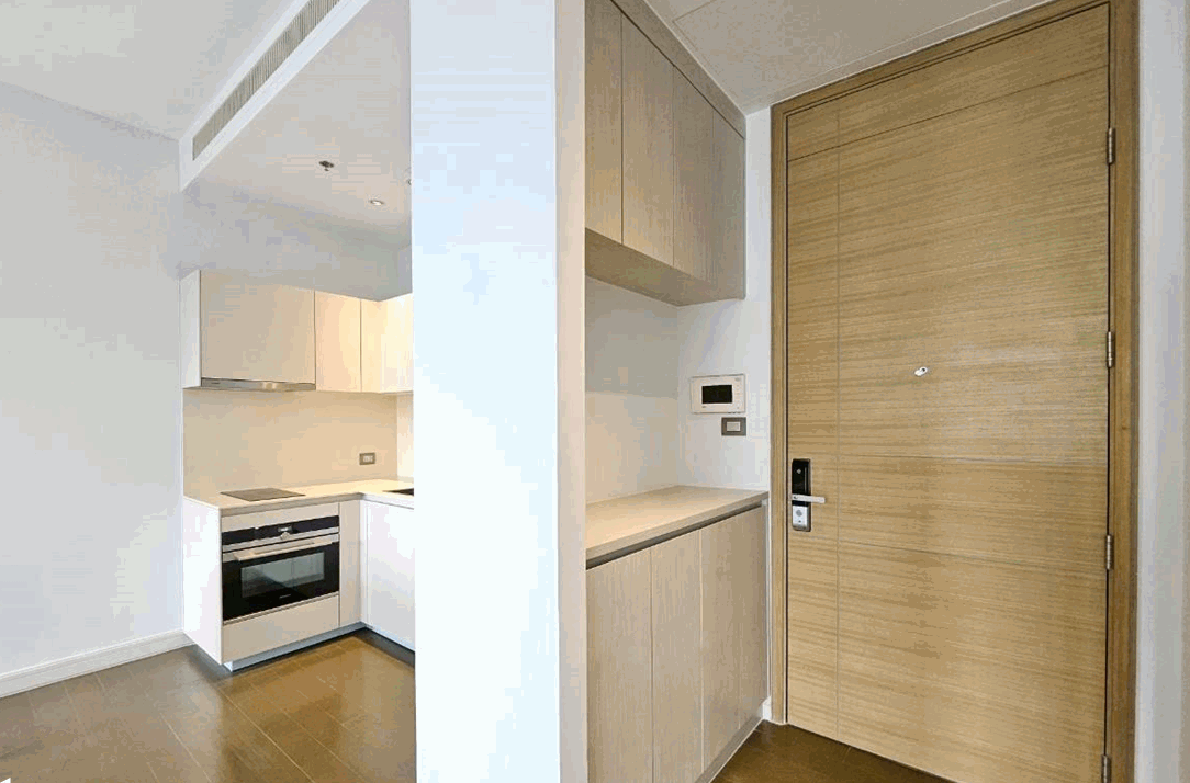 Condominium in Ploenchit : Magnolias Ratchadamri(Condominium) 