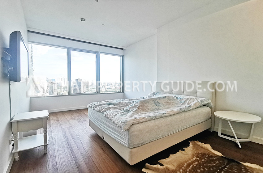 Condominium in Ploenchit 